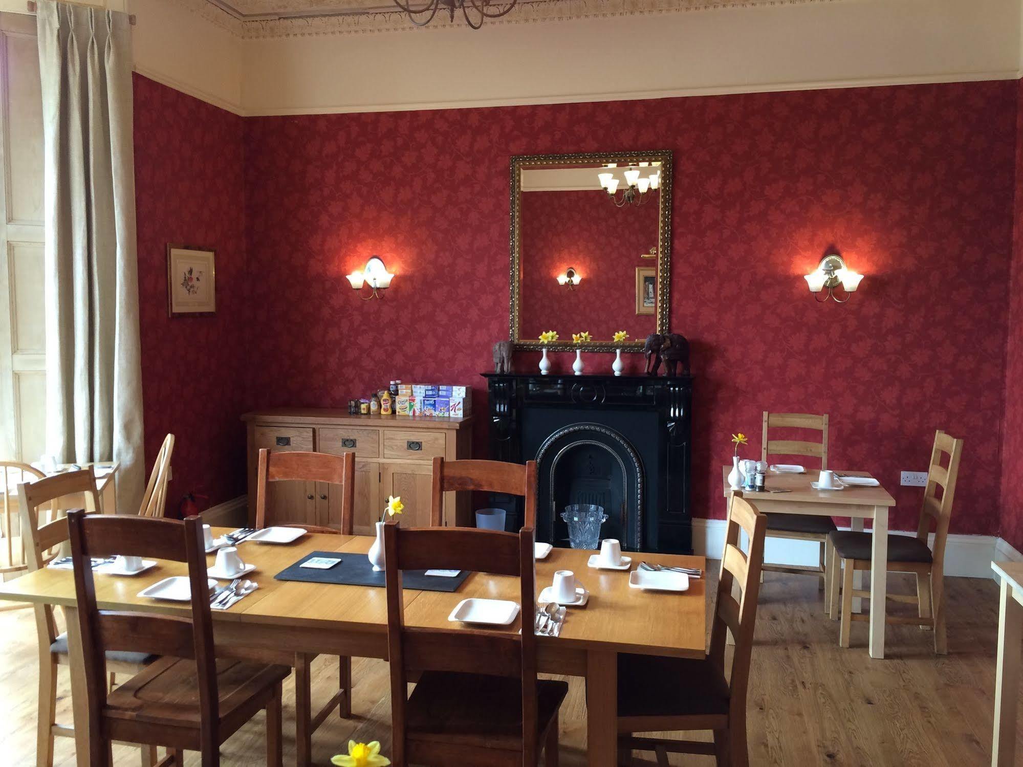 Crofton House Hotel トーキー エクステリア 写真